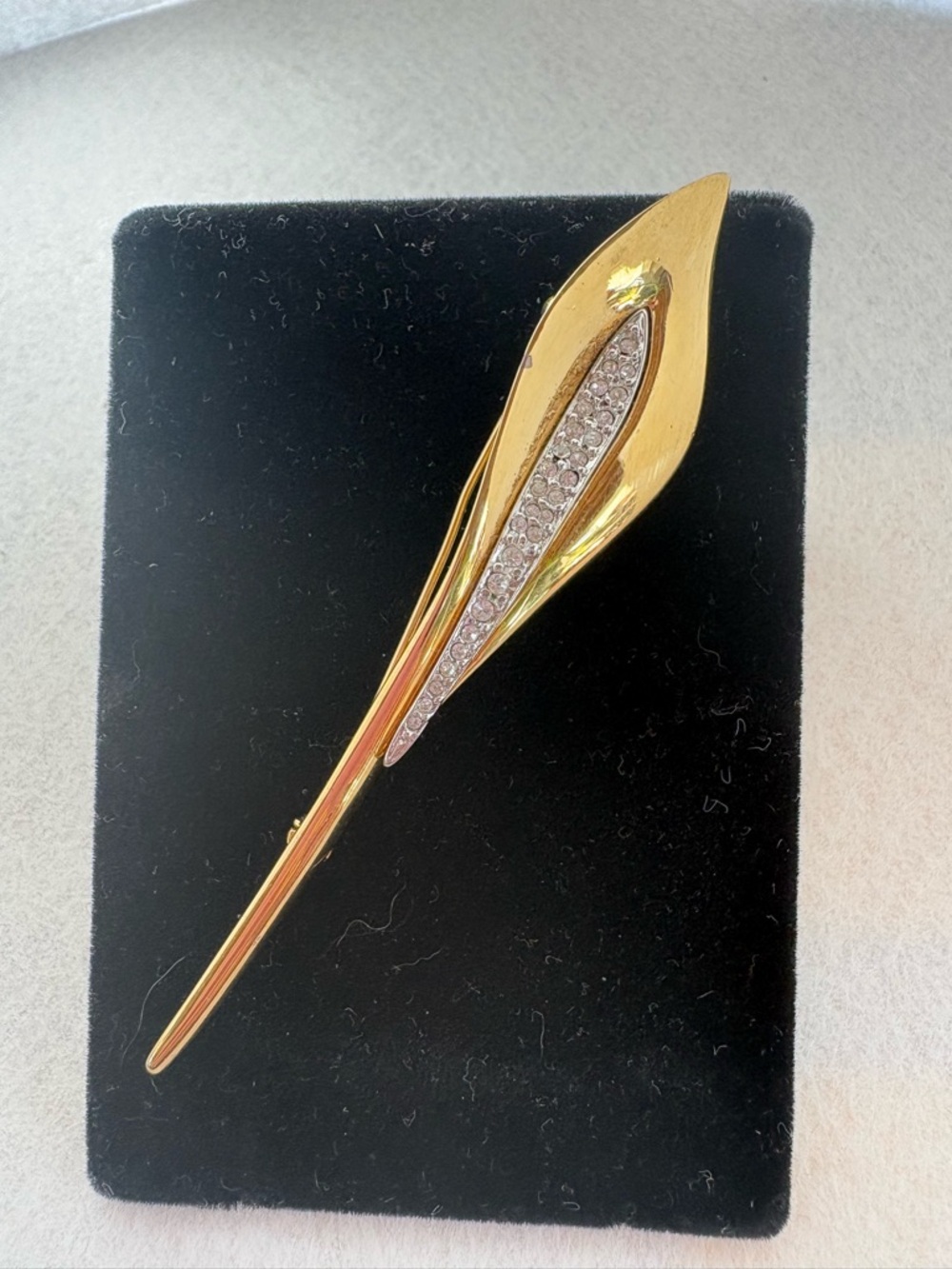 Rhinestone Pin